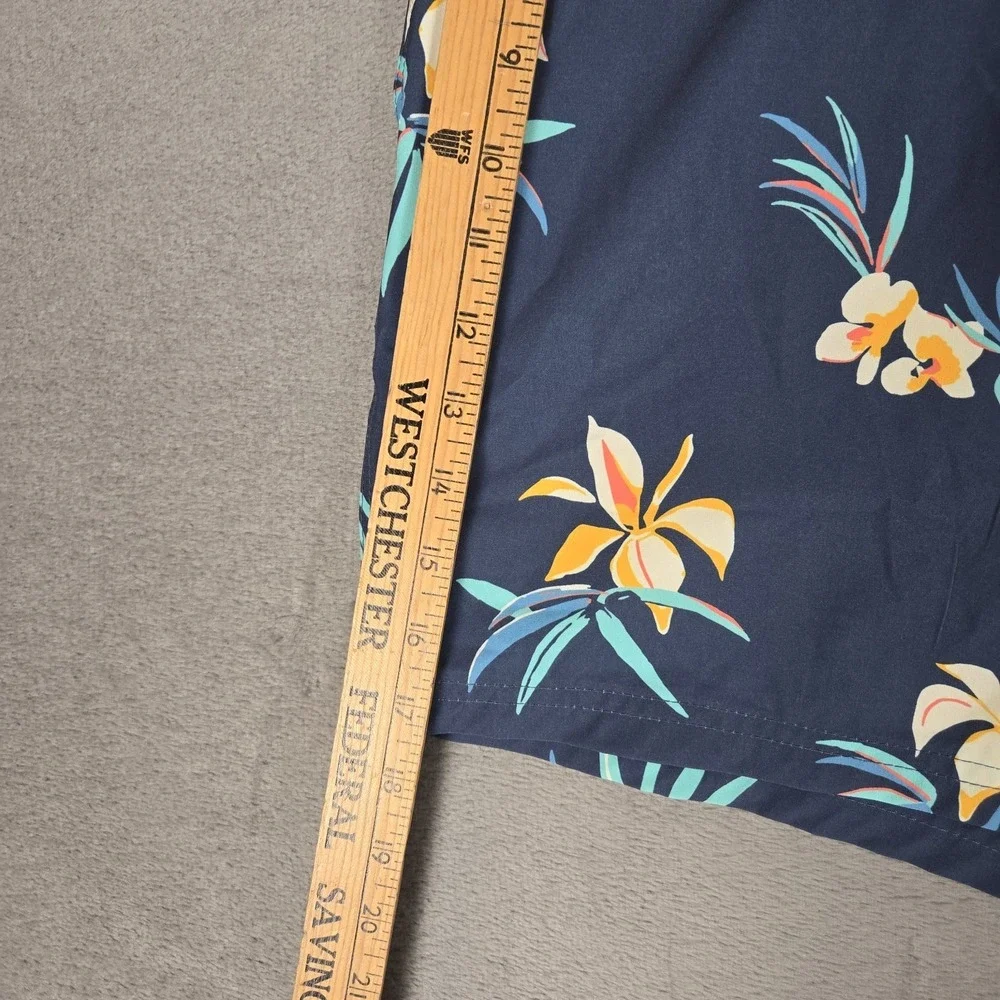 Quicksilver Swim Trunks Mens 2XL Mesh Lined Floral Board Shorts Resort Wear NWT‎
